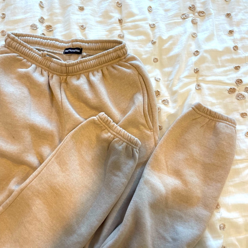 High waisted pretty little thing sweatpant joggers